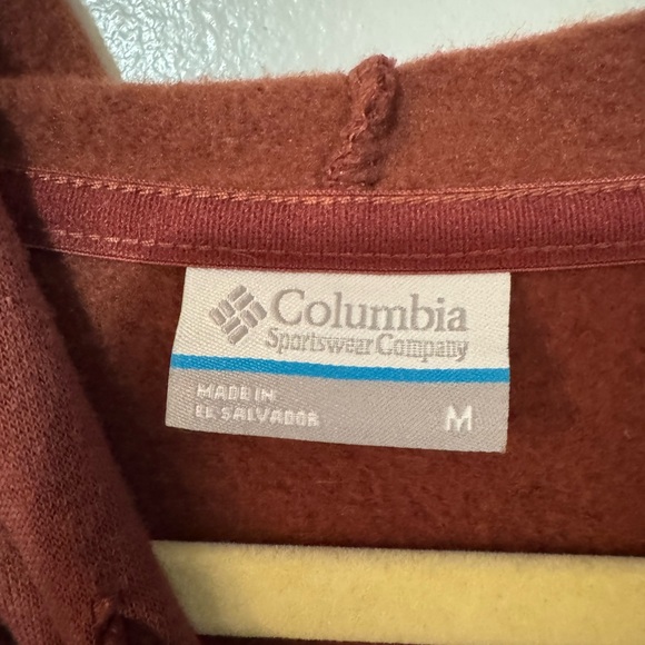 Columbia Men's Brick Red Hoodie Sweater - Picture 3 of 3
